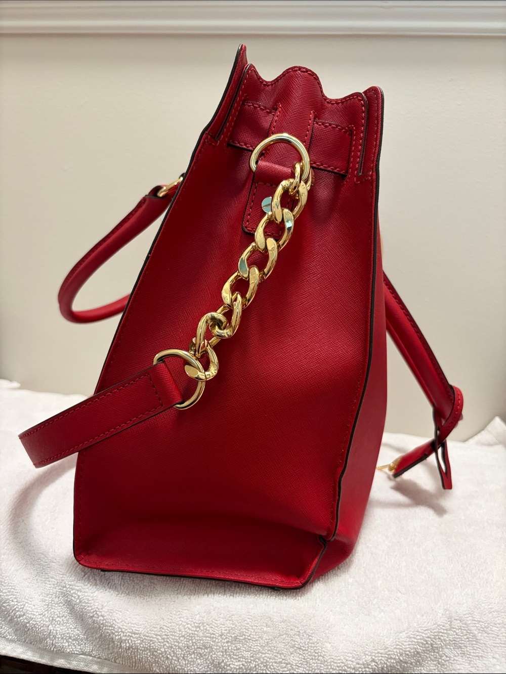 Like New Michael Kors Hamilton Bag Scarlet Red - Picture 4 of 15